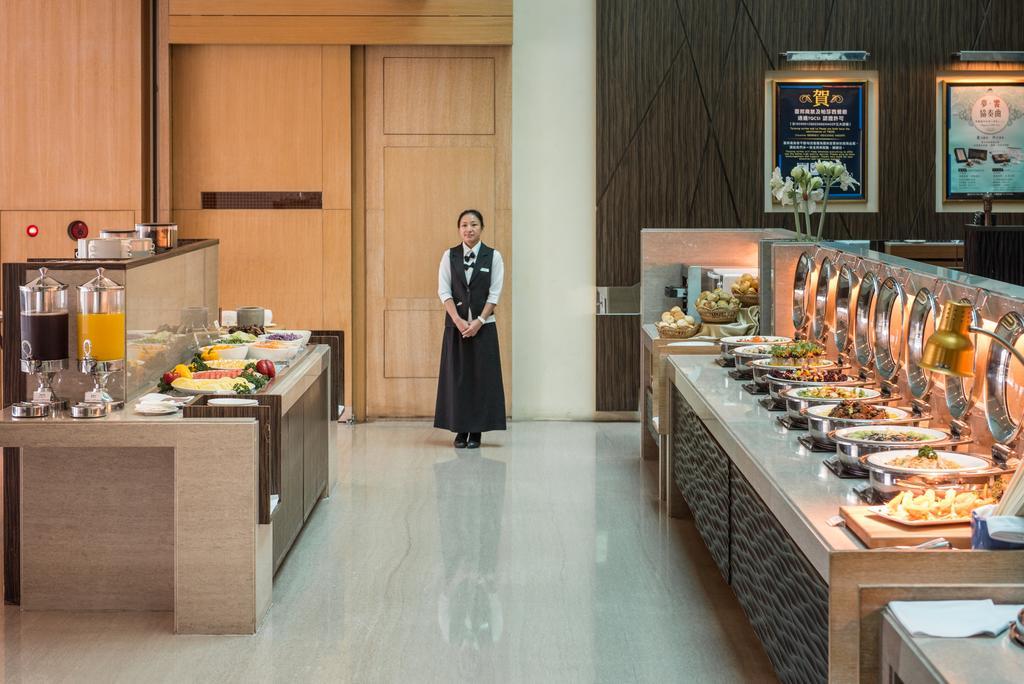 Taipung Suites Tainan Extérieur photo